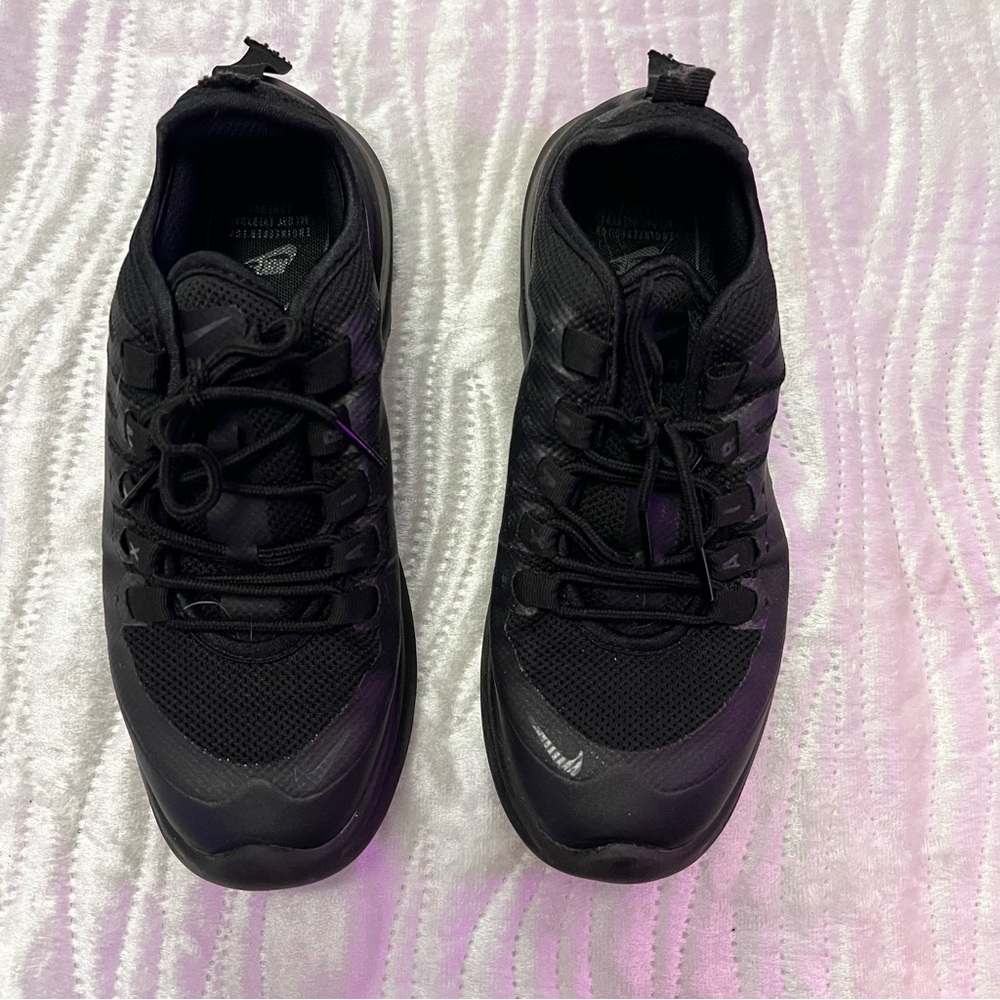 Nike Black Athletic Shoes with Streamlined Design